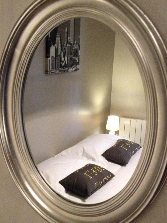 Demeure & Dependance - Chambres D'Hotes Depuis 2012 ตาสแซ็ง-ลา-เดอมี-ลูน ห้อง รูปภาพ